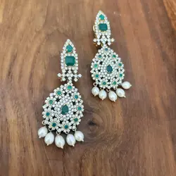 Arini Earrings