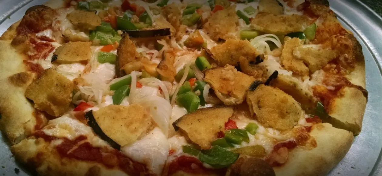 Anthony's IV Pizza