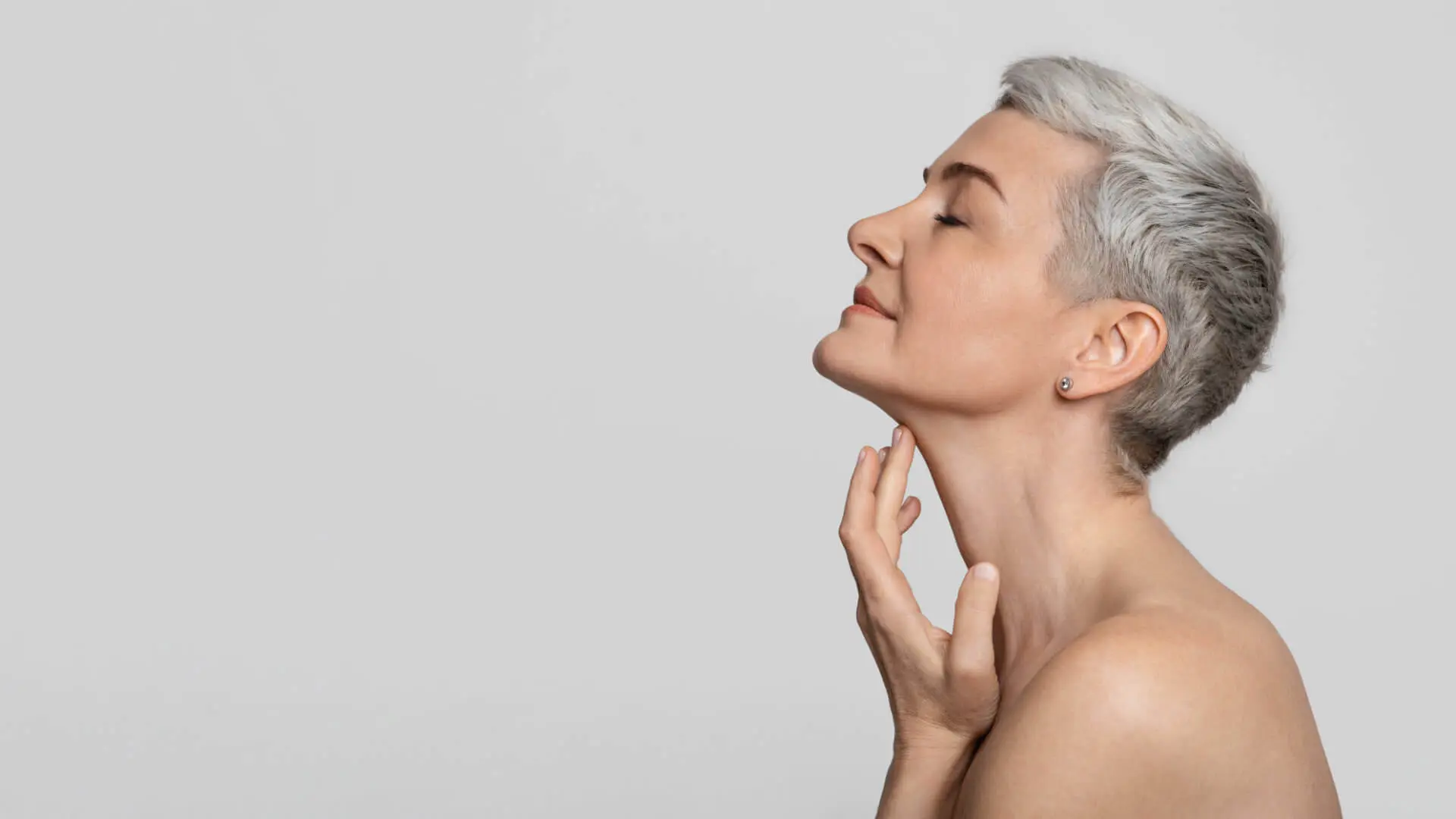 Can Nefertiti Lift Effectively Reduce Neck Sagging?