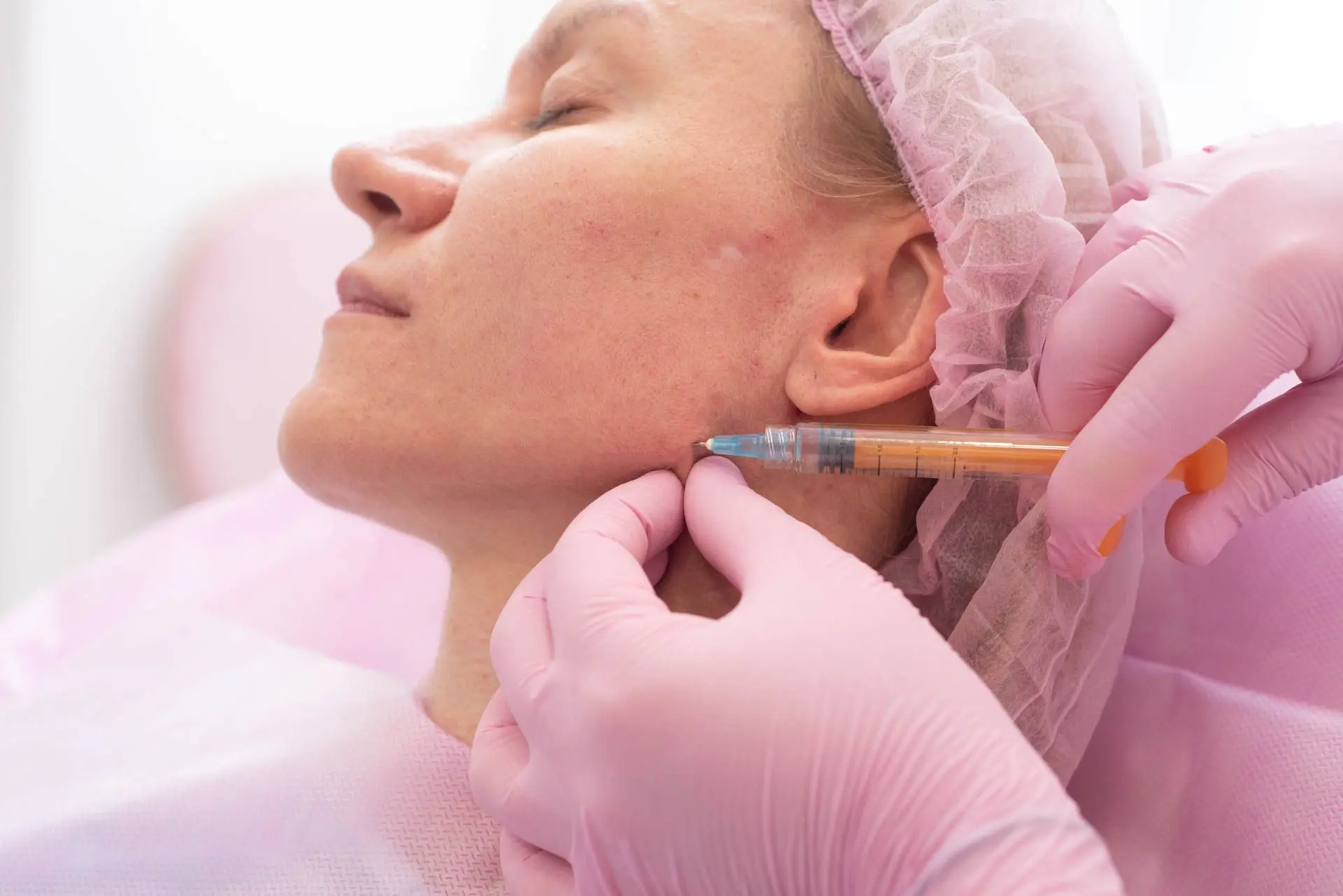 Can Jawline Fillers Reduce Side Profile Self-Consciousness?