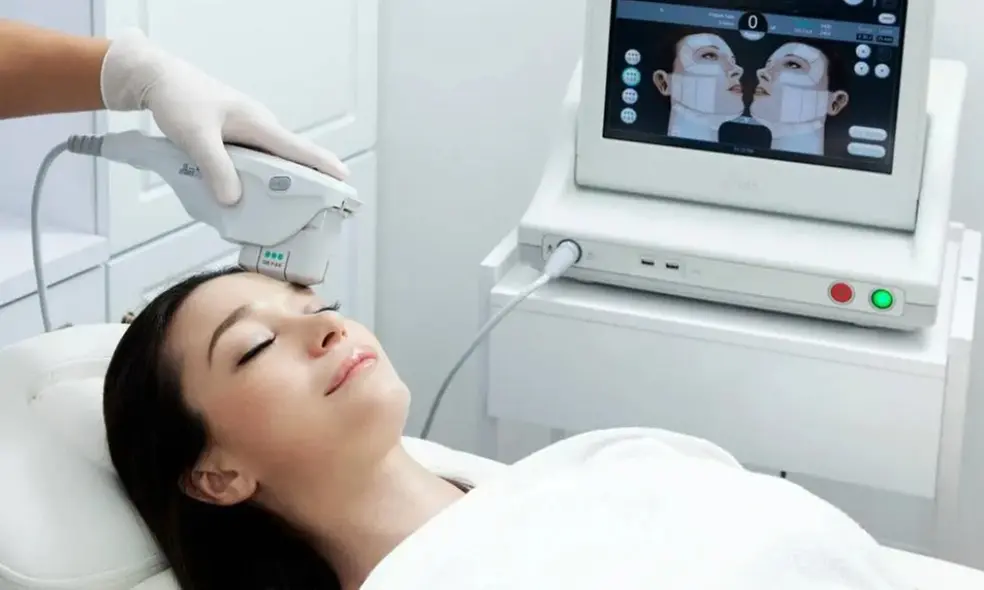 How Does HIFU Treatment Lift Sagging Skin Without Surgery?