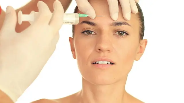 What Makes Juvederm Filler Popular for Facial Rejuvenation?