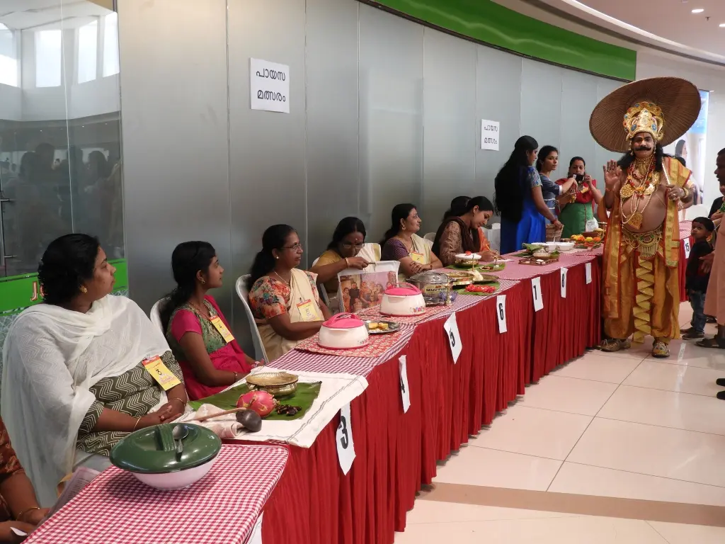 Vanitha Ponnonakazhacha 