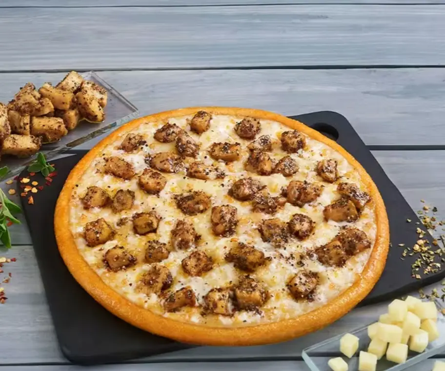 Pepper Barbecue Chicken Pizza