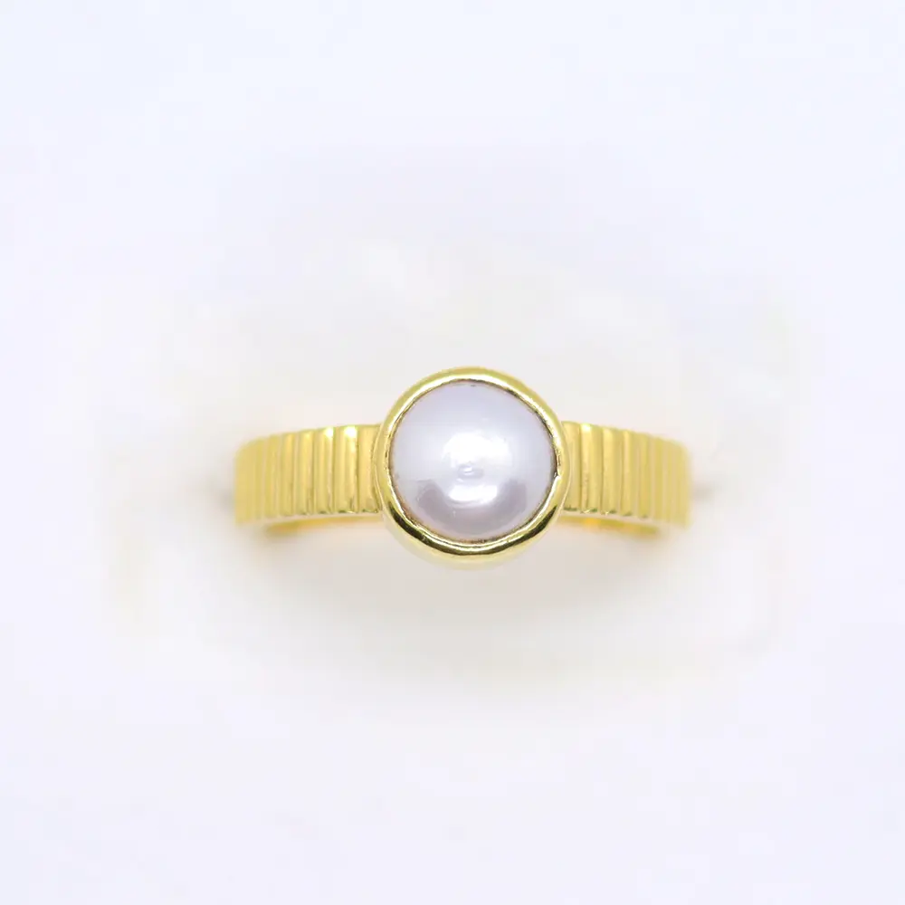 Pearl Ring