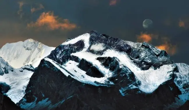 Adi Kailash Tour Packages