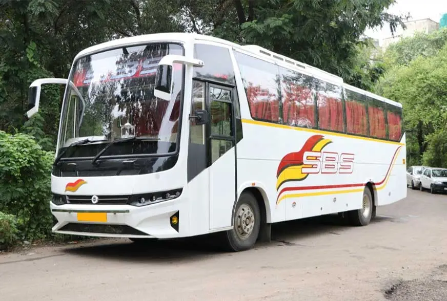 35 Seater Luxury Coach