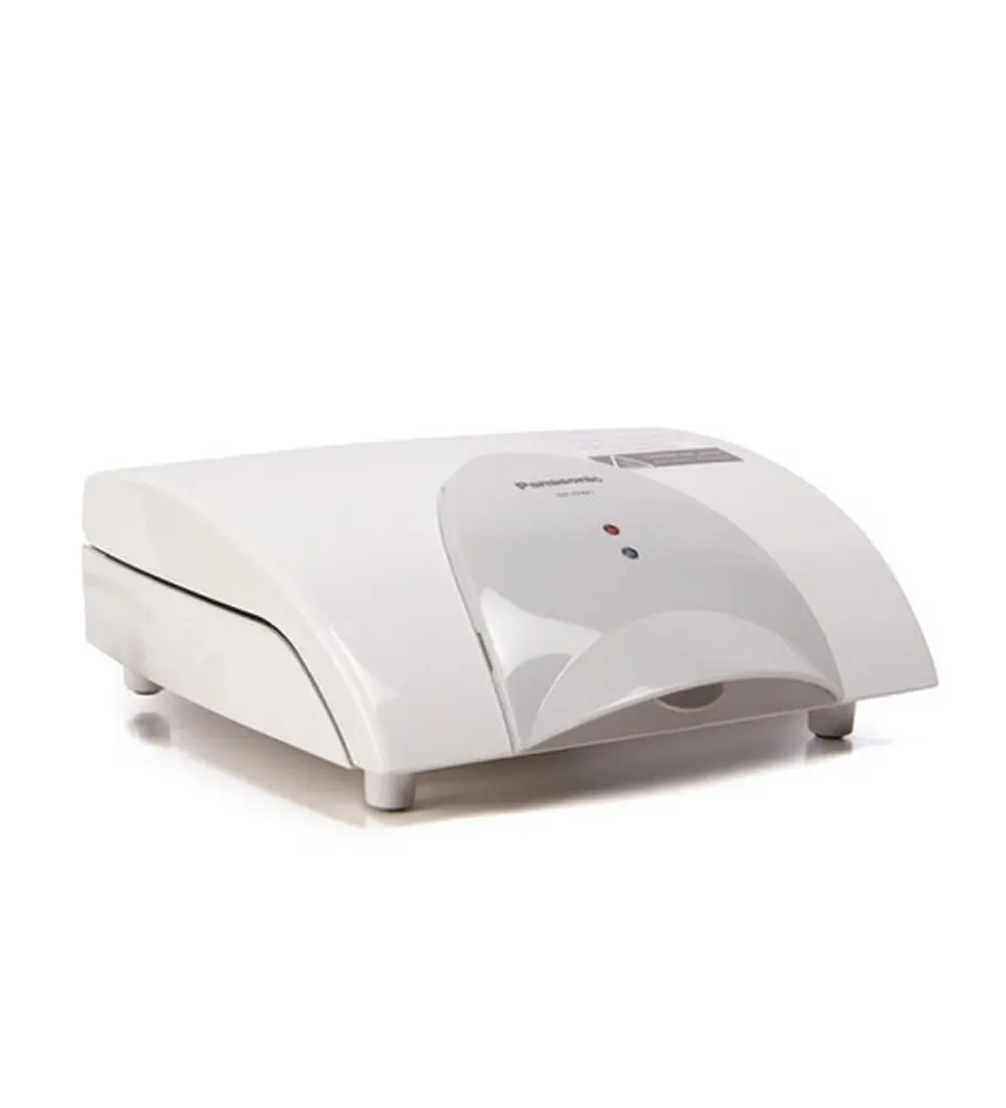 Panasonic NF-GW1 760-Watt 4-Slice Sandwich Maker