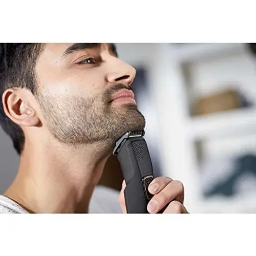 Philips BT1214/15 Beard Trimmer Series 1000 Stainless steel blades, USB charging, 4 stubble and beard combs