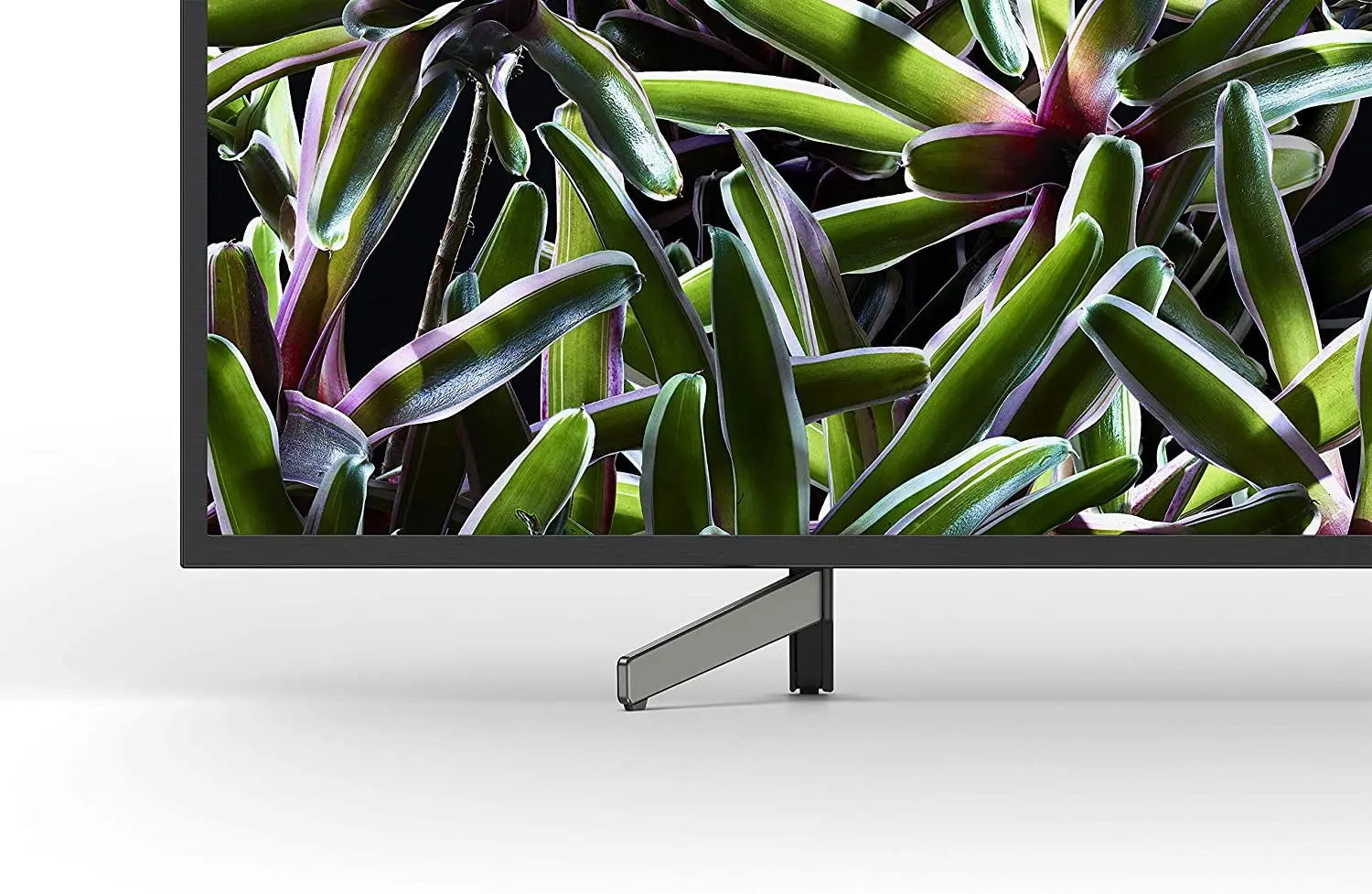 Sony BRAVIA 49 inch X70G 4K HDR Smart TV, with 4K X-Reality Pro Picture Processing, YouTube Access, Triluminos Display and Smart Plug Play KD-49X7000G