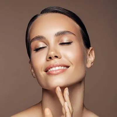 How Celebrities Use Jawline Treatment Secretly