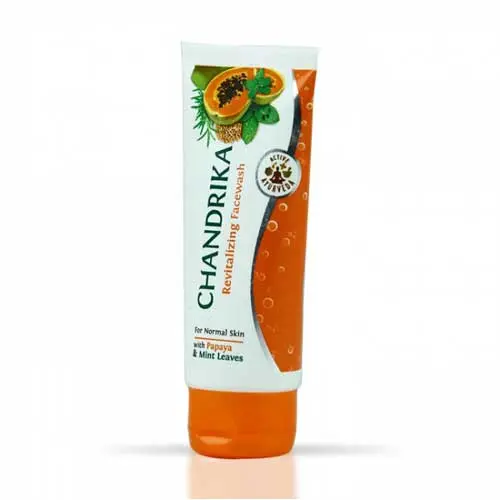 Chandrika revitalizing face wash