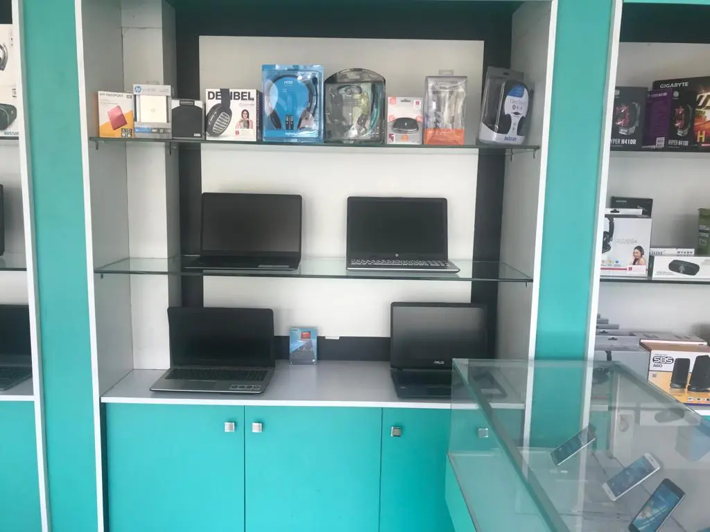LAPTOP SALES AND SERVICE