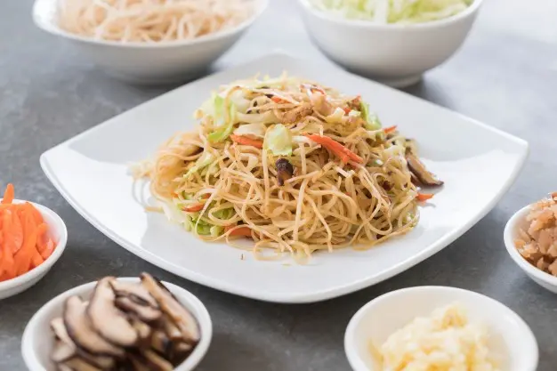 Hakka noodles