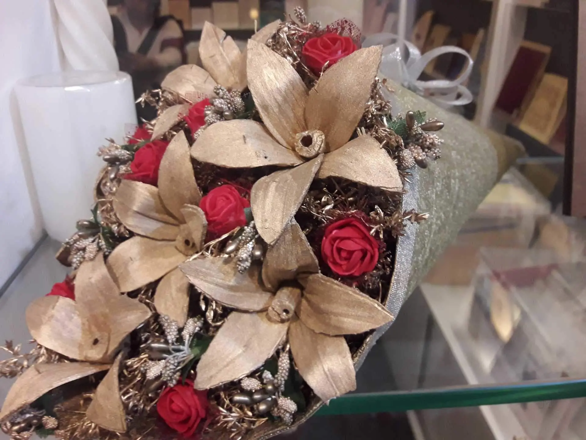 Fresh & dry flower arrangements