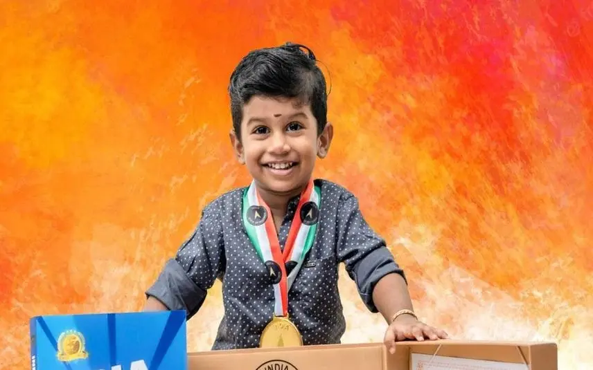 ഇന്ത്യ ബുക്ക് ഓഫ് റെക്കോര്ഡ്സ് സ്വന്തമാക്കി രണ്ടു വയസ്സുകാരന്