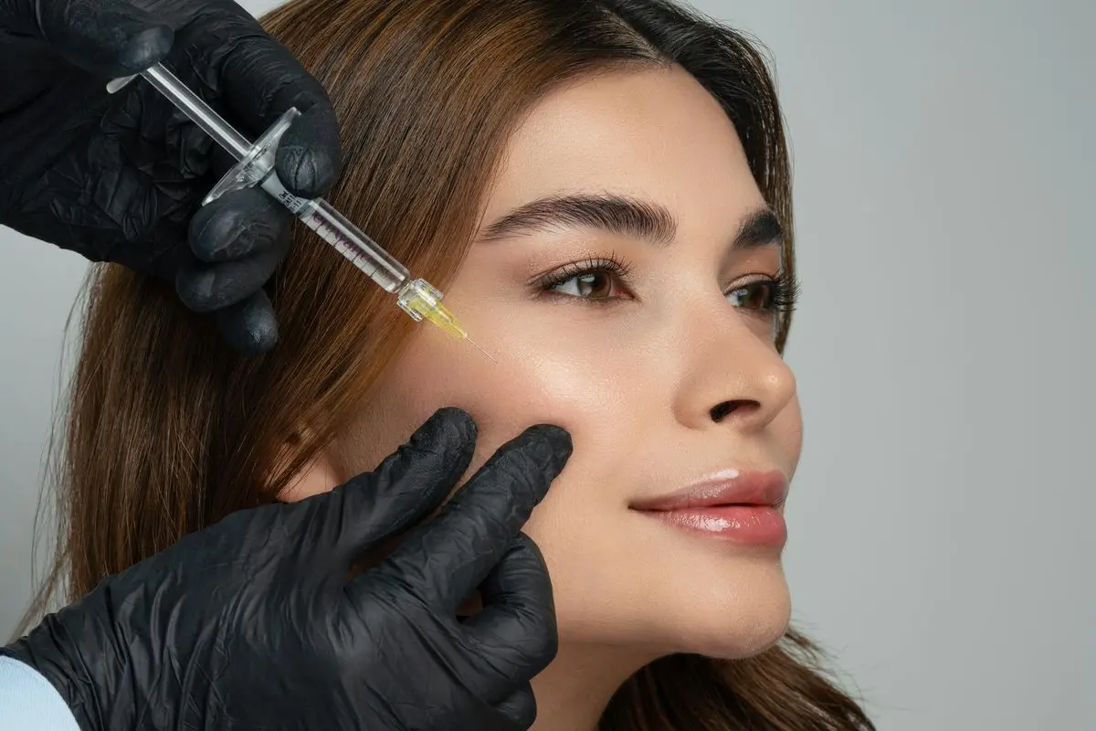 What Makes Skin Booster Injection Effective for Skin Moisture?