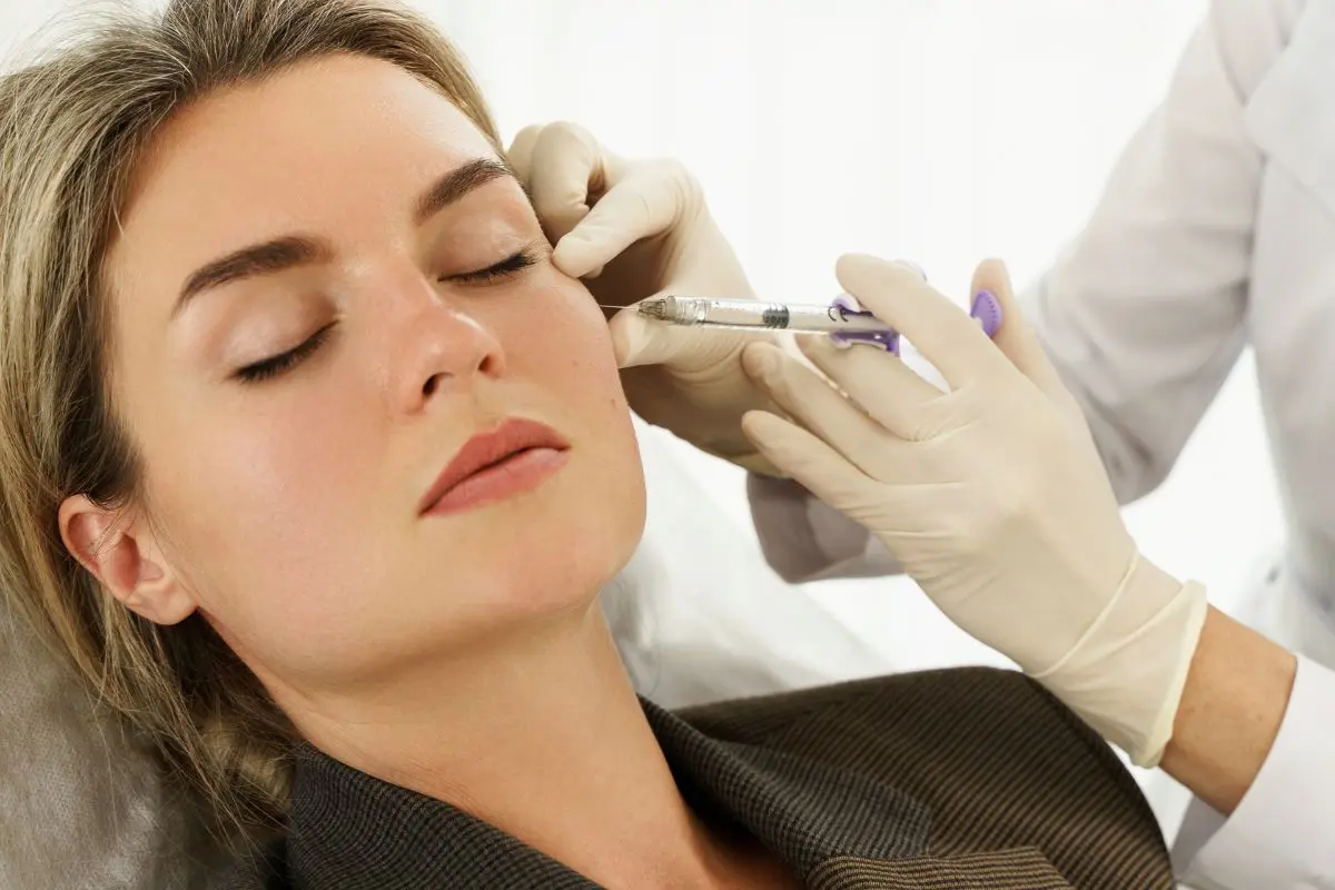Why Is Juvederm Filler in Dubai So Popular for Facial Enhancement?