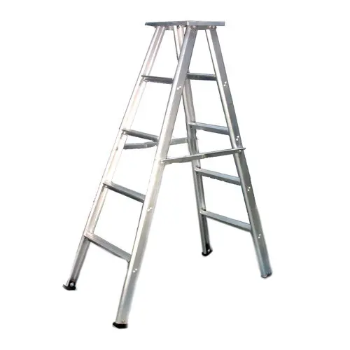 Aluminium ladder