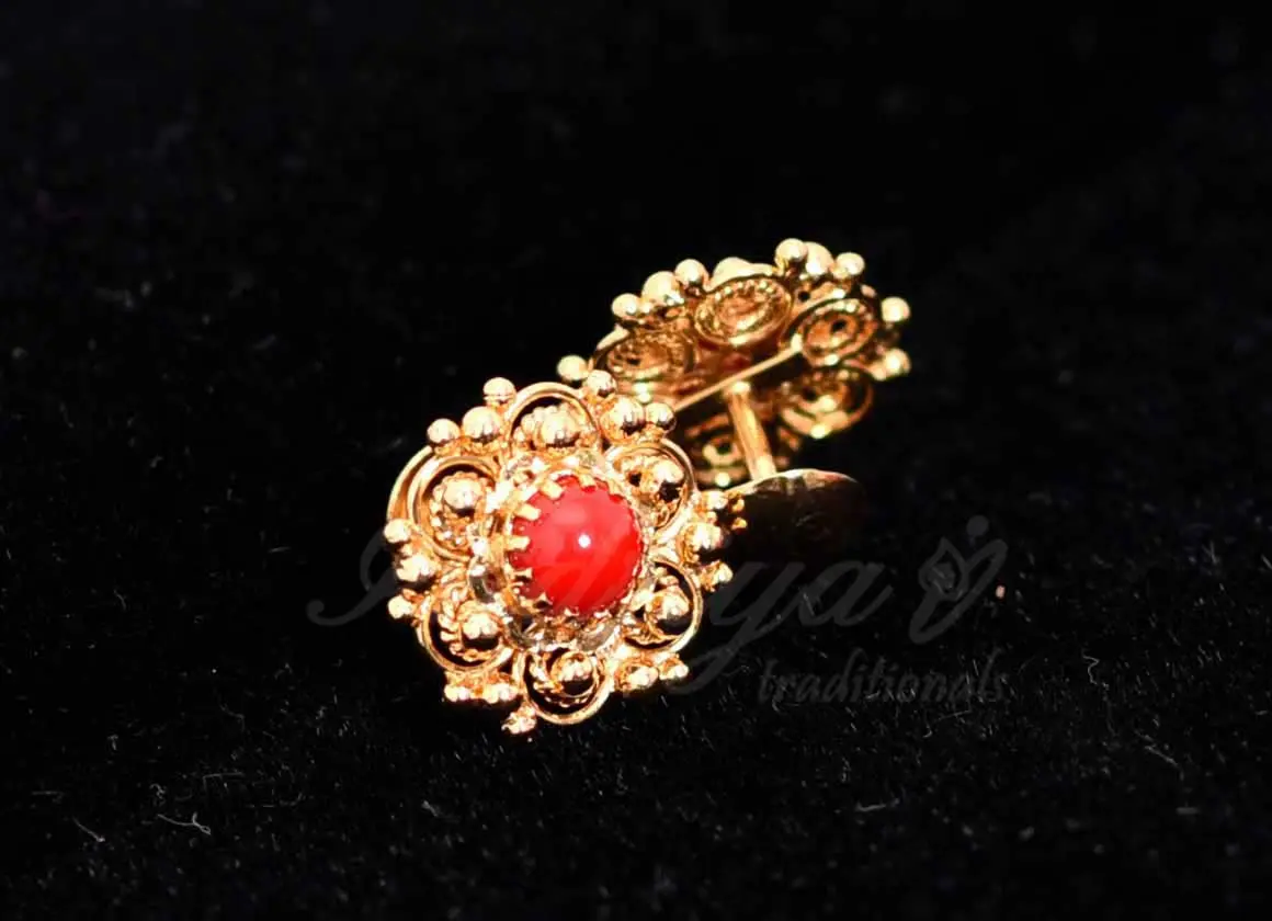 Coral Red Stud