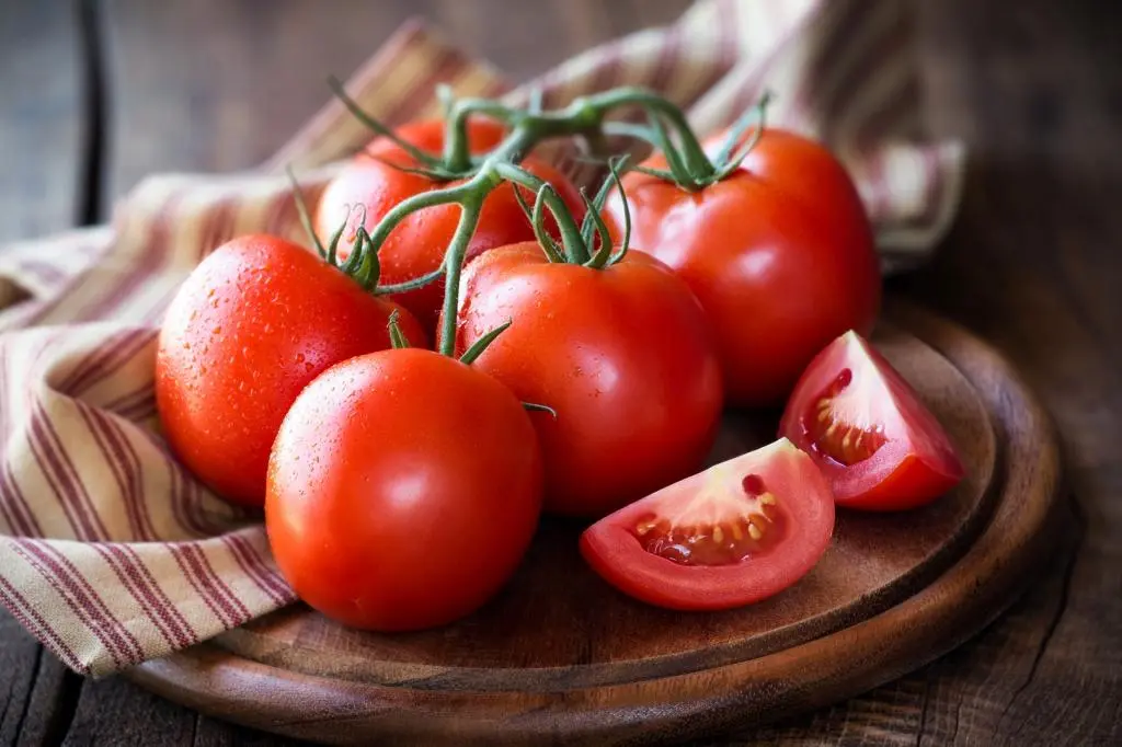 TOMATO 1KG