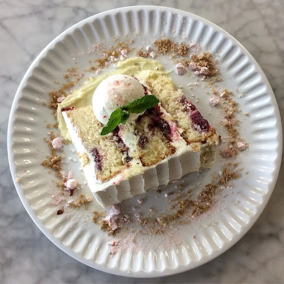 Raspberry Cake
