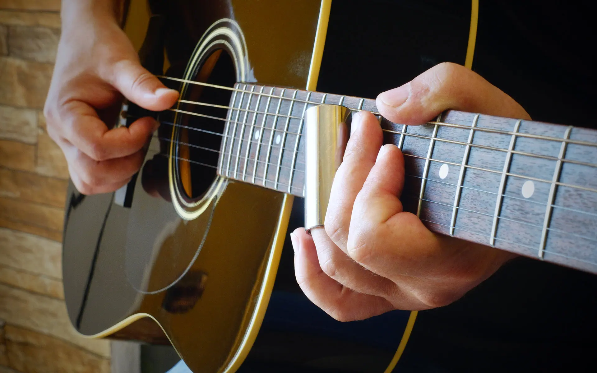 GUITAR LESSONS