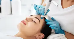 Hydra Facial