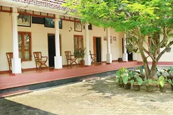 Explore the homestay experience