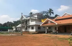 Muvattupuzha twon 4.50 km Kottayam root near