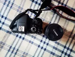 CANON EOS 750D