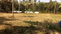 ഇരിങ്ങാലക്കുട കല്ലംകുന്നിൽ40സെൻ്റ് ഹൗസ് പ്ലോട്ട് ഉടൻ വിൽപ്പനക്ക് 