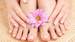 PEDICURE & MANICURE