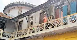 മുക്കാൽ നൂറ്റാണ്ടിലേറെ പഴക്കം; കൂടൽമാണിക്യം ‘മണിമാളിക’ ഓർമയാകുന്നുമുക്കാൽ നൂറ്റാണ്ടിലേറെ പഴക്കം; കൂടൽമാണിക്യം ‘മണിമാളിക’ ഓർമയാകുന്നു