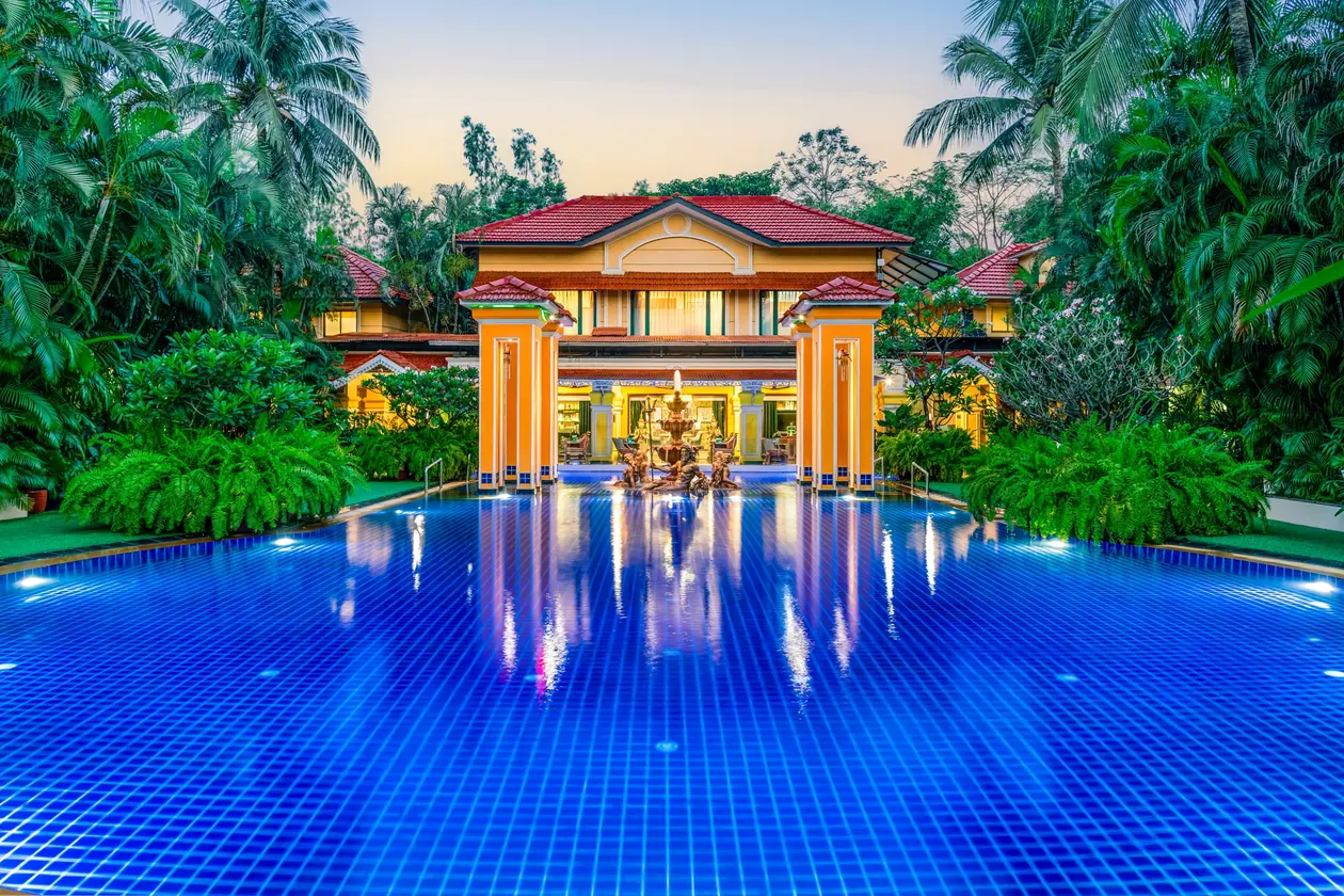 Mayfair Lagoon