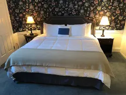 Ettinger Room