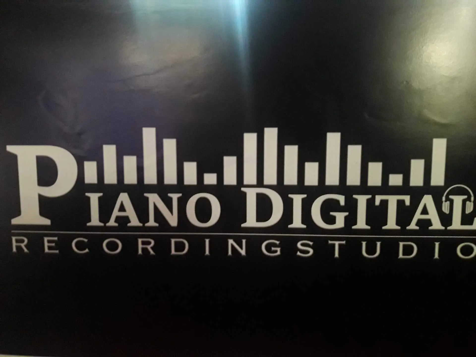Piano Digital Recording Studio