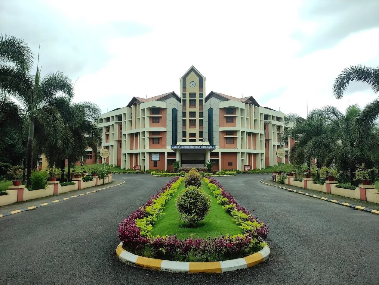  St.Joseph's College of Engineering and Technology Palai