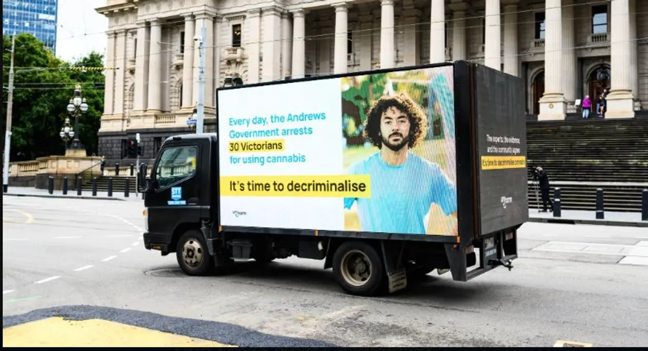 STT Advertising